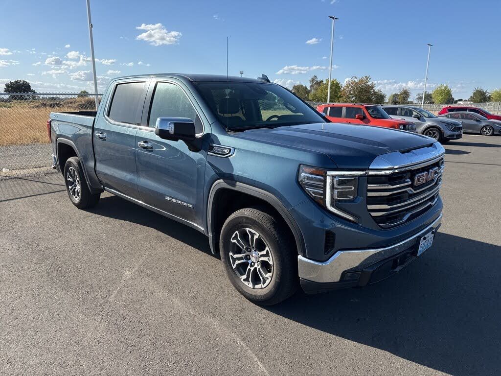 2024 GMC Sierra