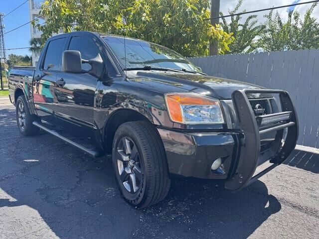 Nissan Titan