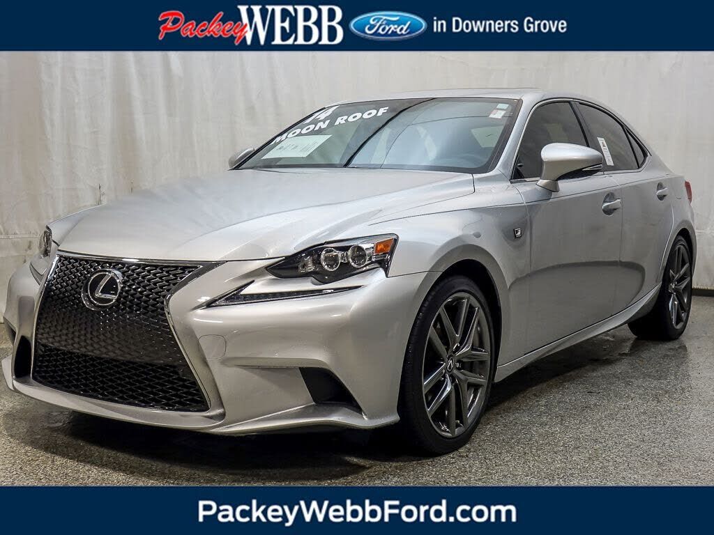 Lexus IS