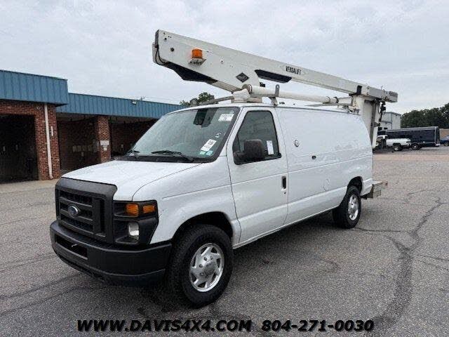 2011 FORD E-350