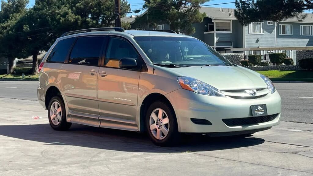 Toyota Sienna
