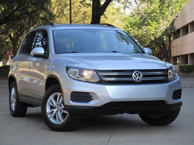 2016 VOLKSWAGEN Tiguan