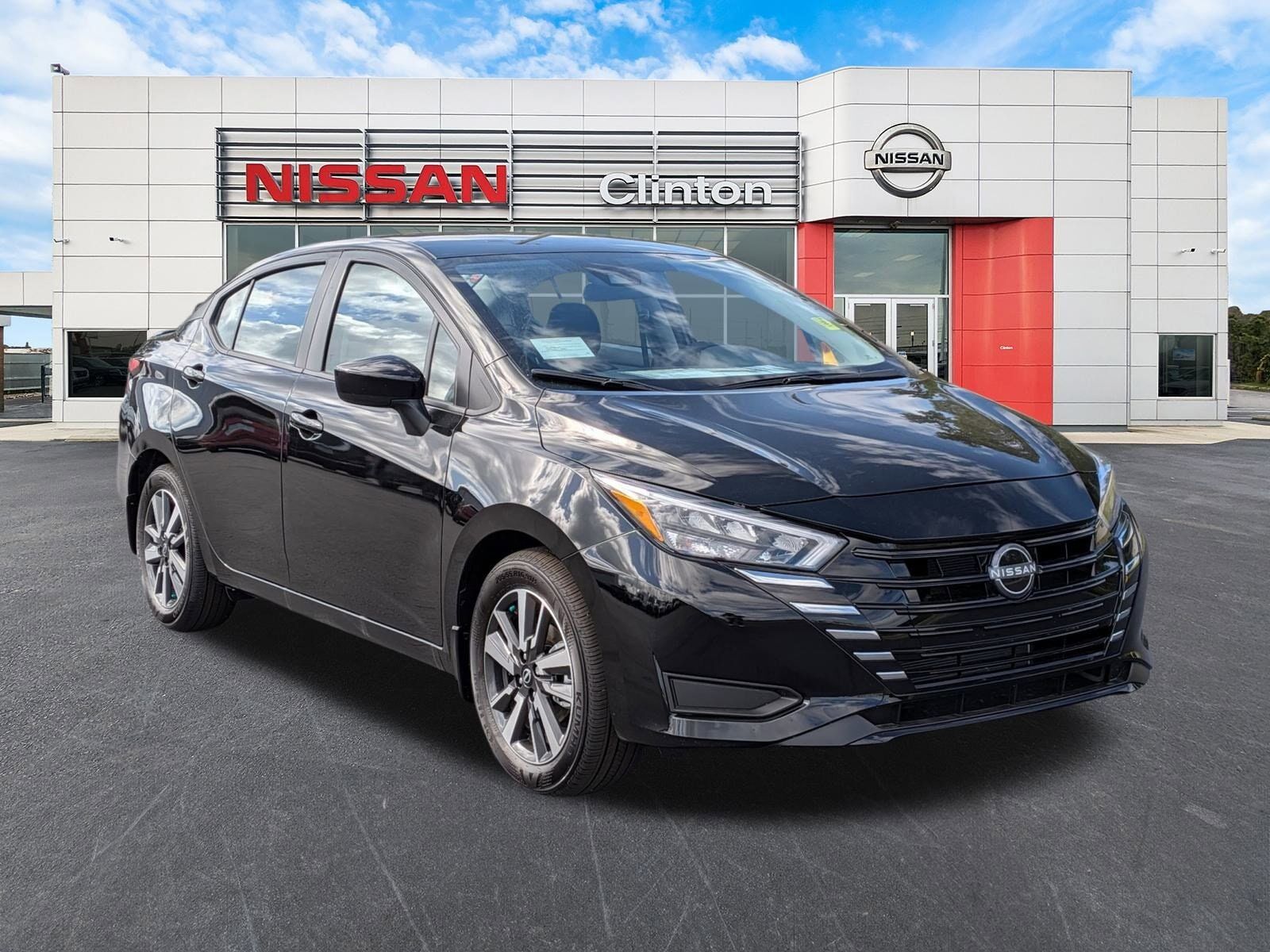 2025 NISSAN Versa