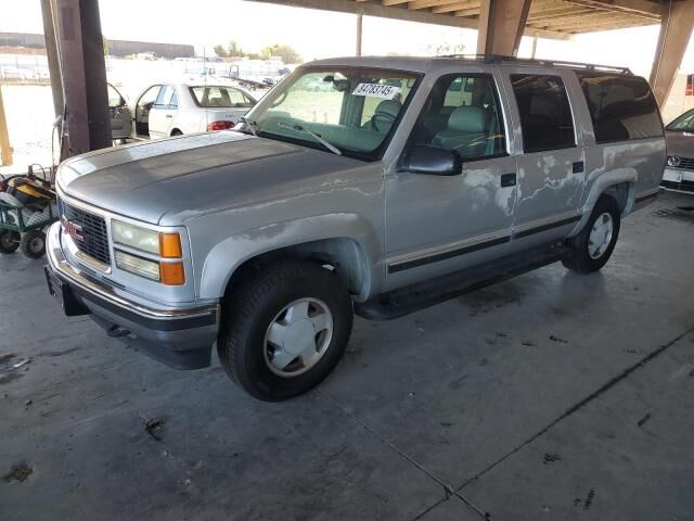 GMC Suburban