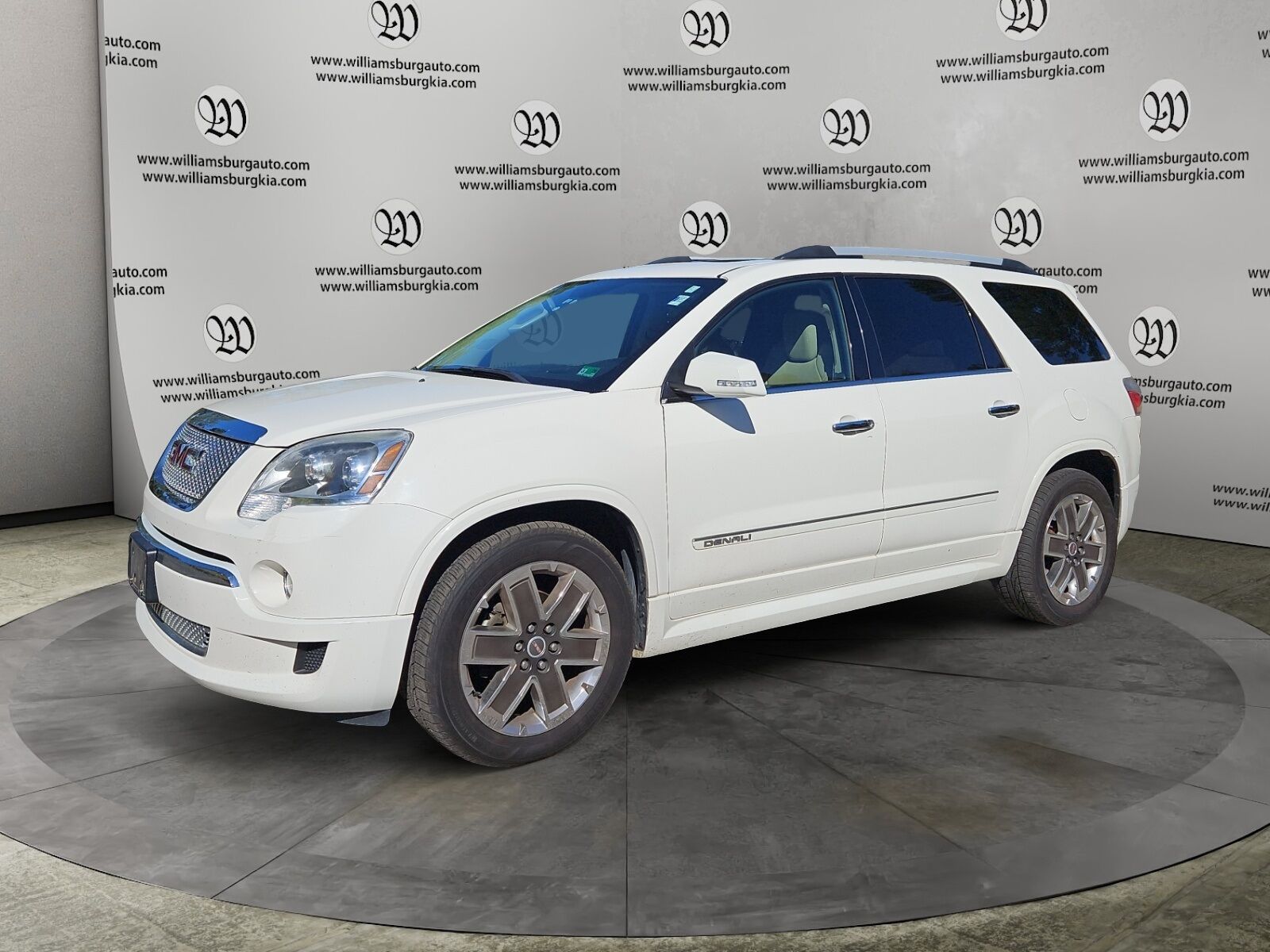 GMC Acadia