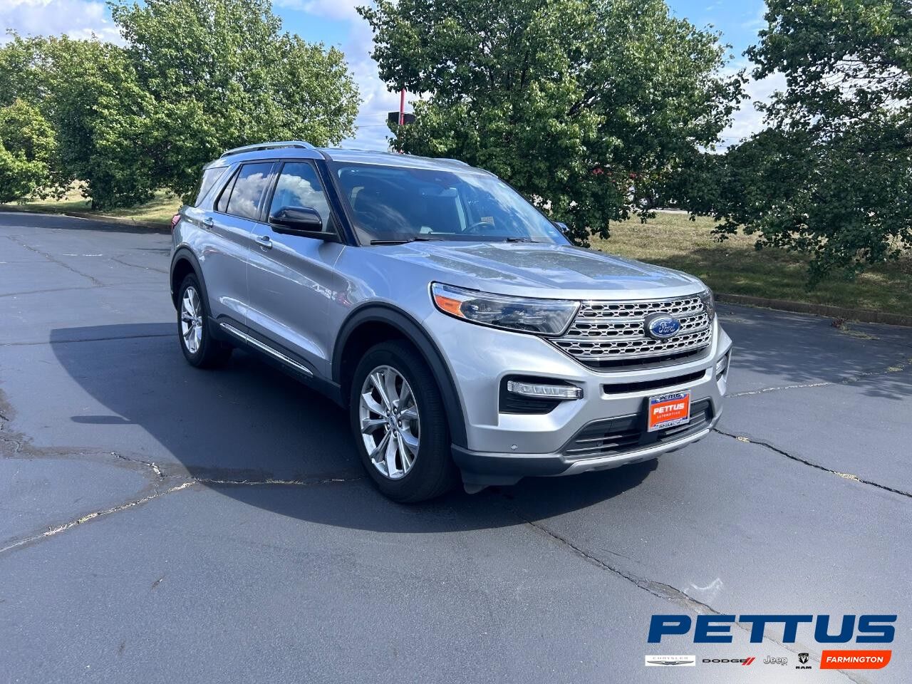 2023 FORD Explorer