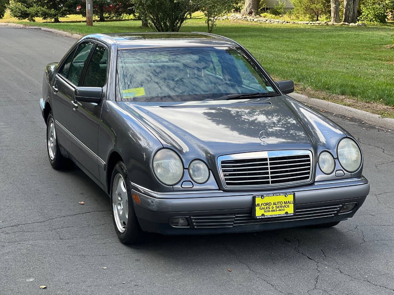 1997 MERCEDES-BENZ E-Class