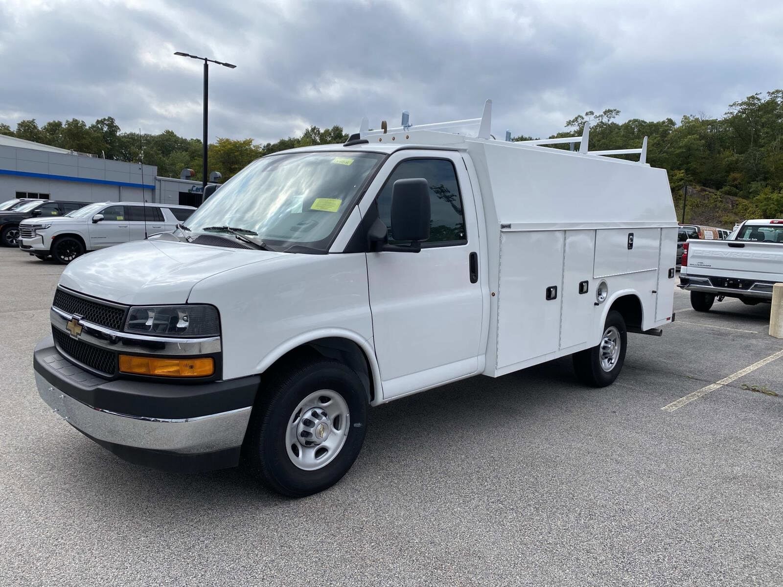 2024 CHEVROLET Express