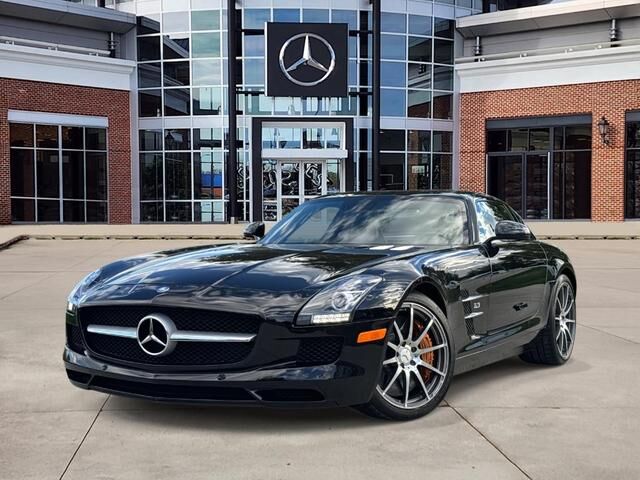 Mercedes-Benz SLS-Class