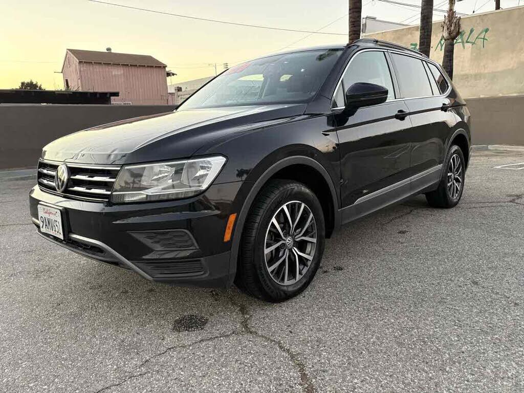 2020 VOLKSWAGEN Tiguan