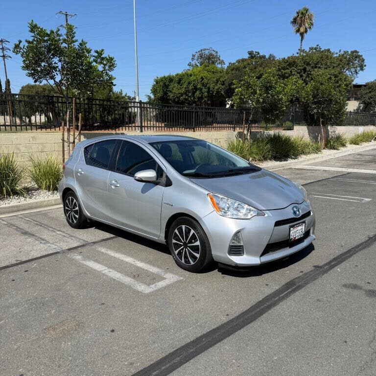 Toyota Prius C
