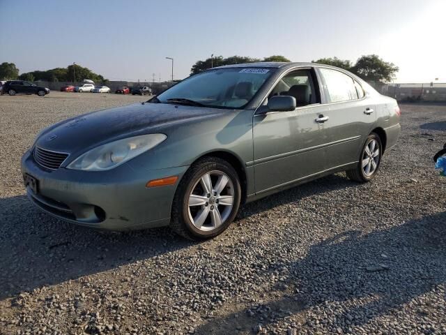 Lexus ES