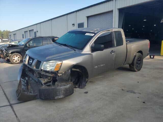 Nissan Titan