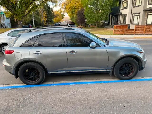 Infiniti FX35