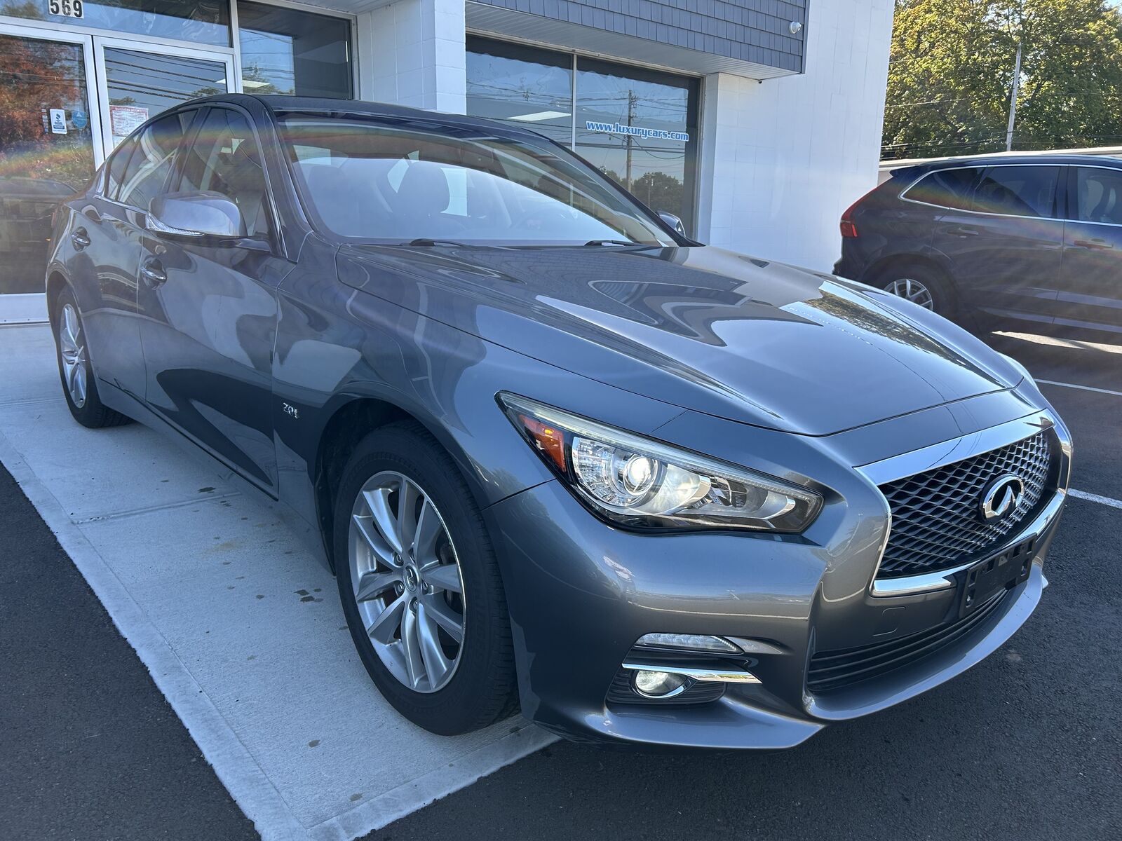 2016 INFINITI Q50