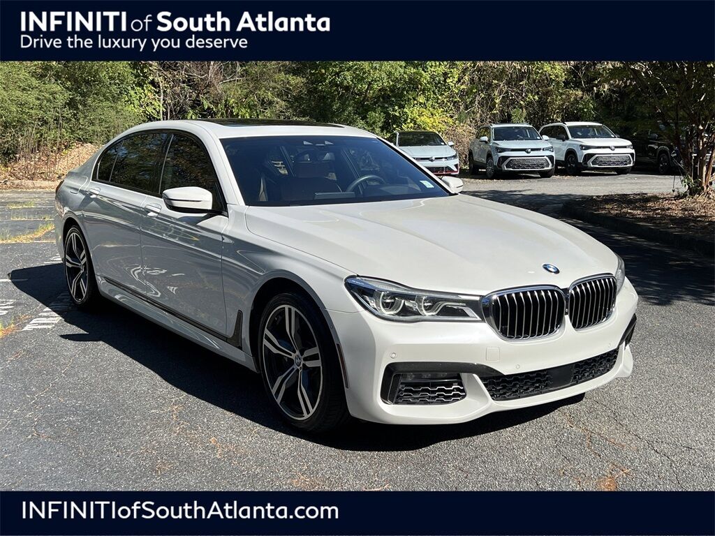 BMW 750i