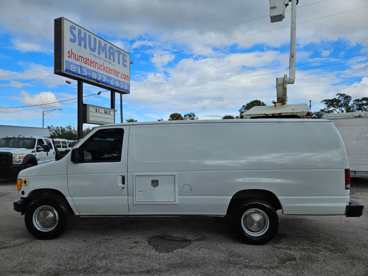 Ford E-350