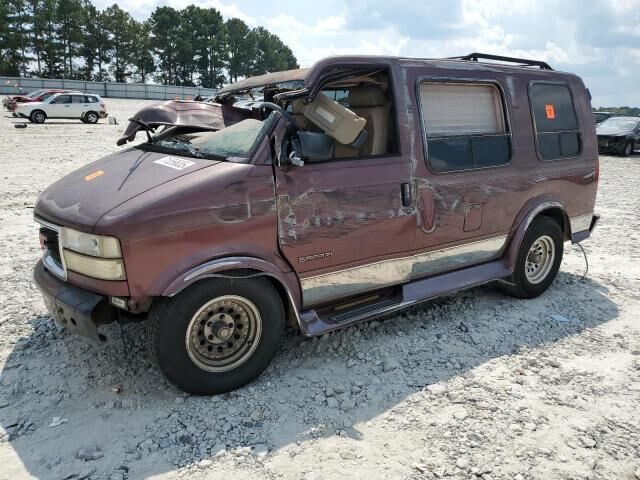 GMC Safari
