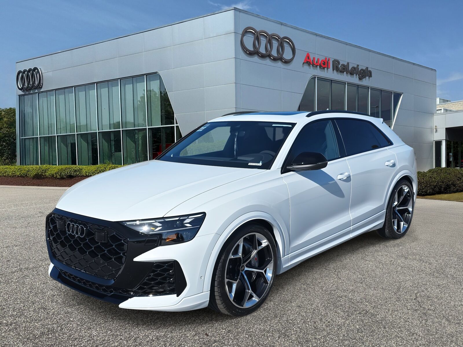 2026 AUDI RS Q8