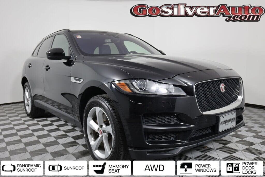 2017 JAGUAR F-Pace