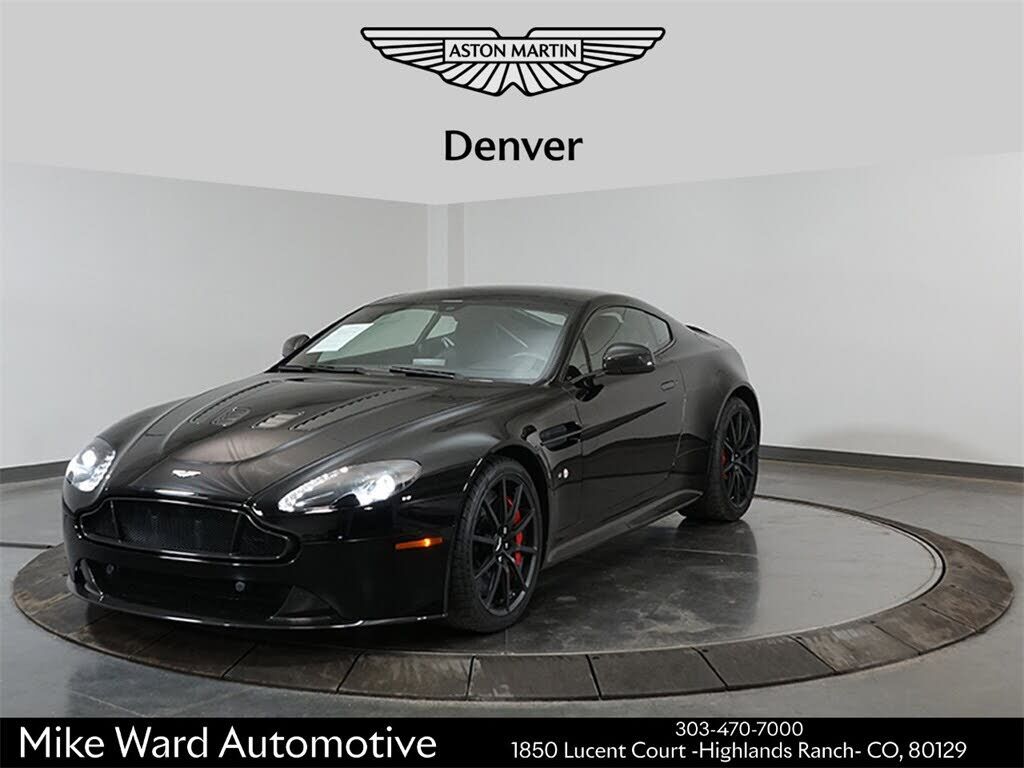 Aston Martin V12 Vantage