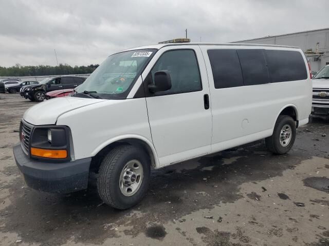 GMC Savana