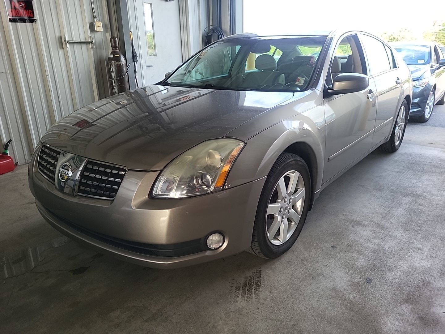 Nissan Maxima