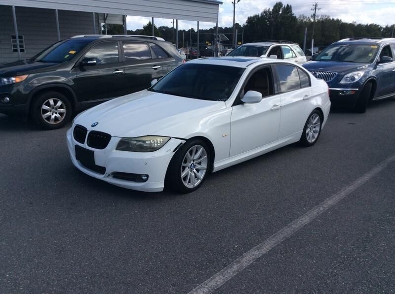 BMW 328i