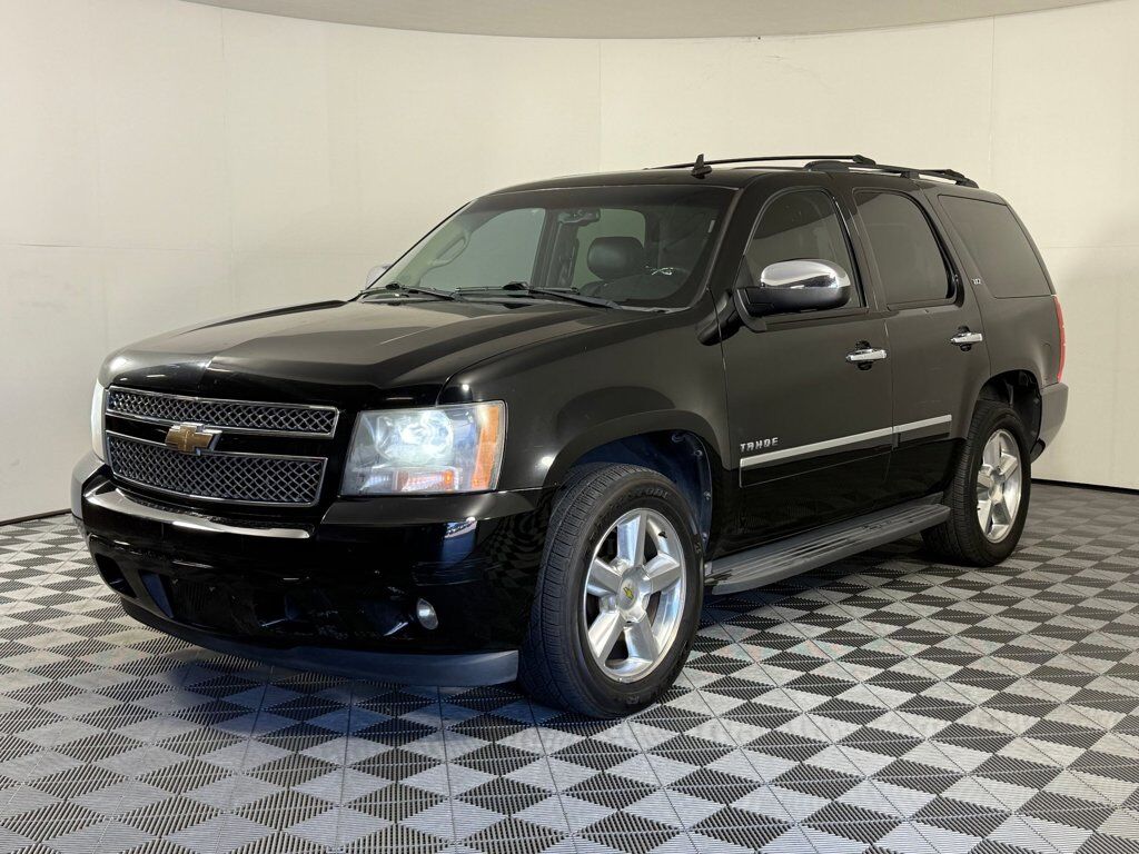 2011 CHEVROLET Tahoe