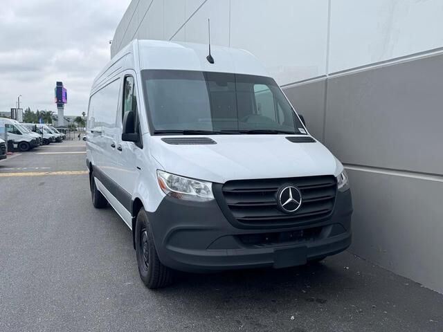 2024 MERCEDES-BENZ eSprinter