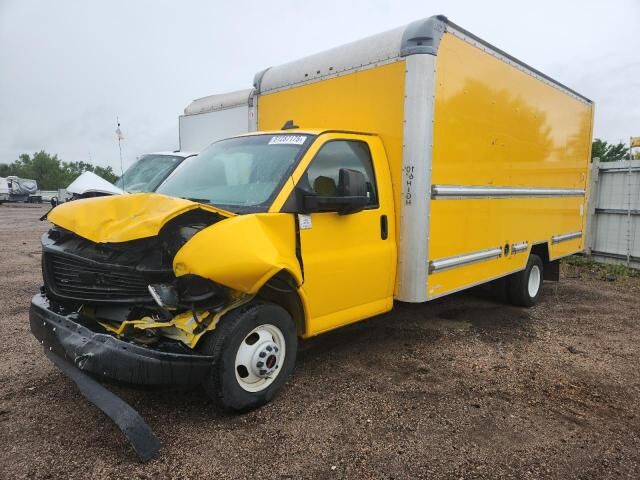 GMC Savana