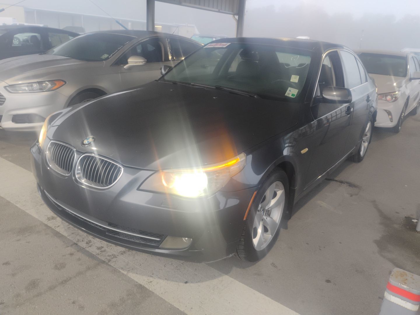 BMW 528i
