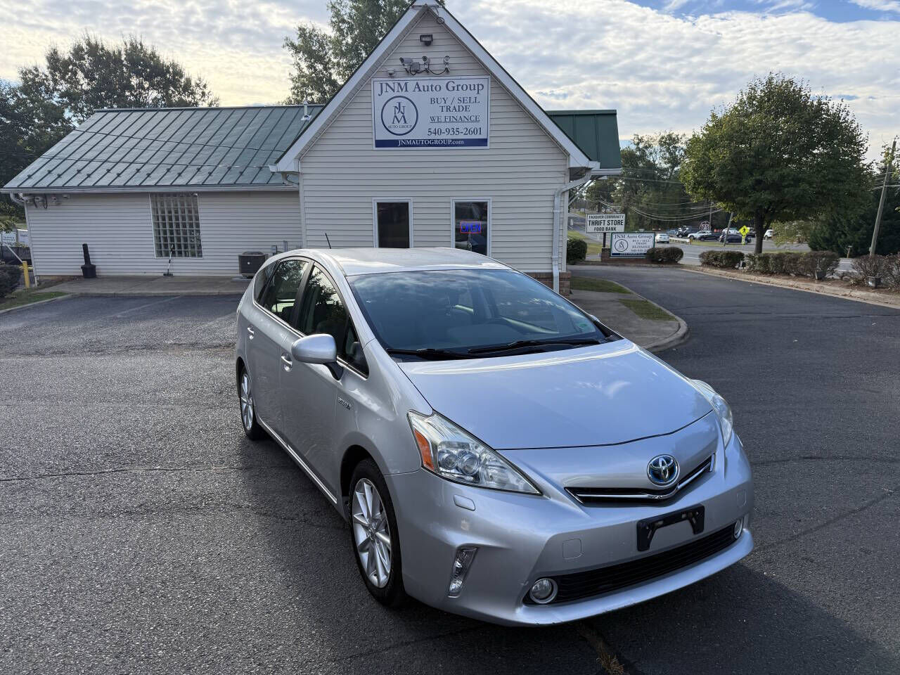 Toyota Prius V
