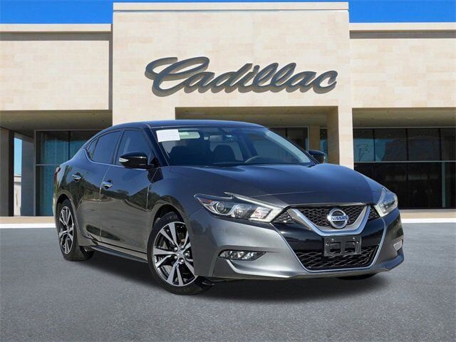 Nissan Maxima