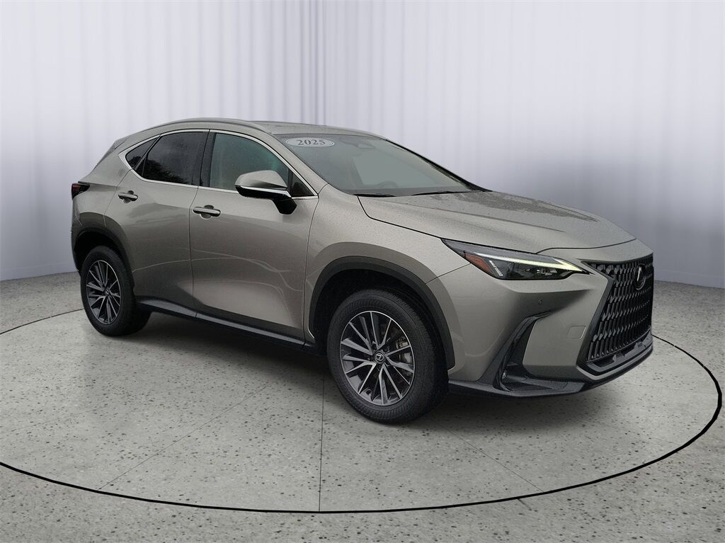 2025 LEXUS NX