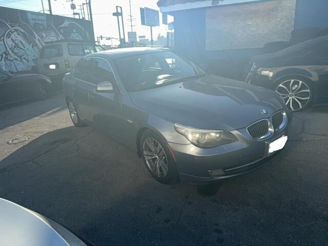 BMW 528i