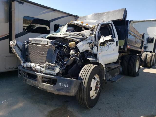 Ford F-750