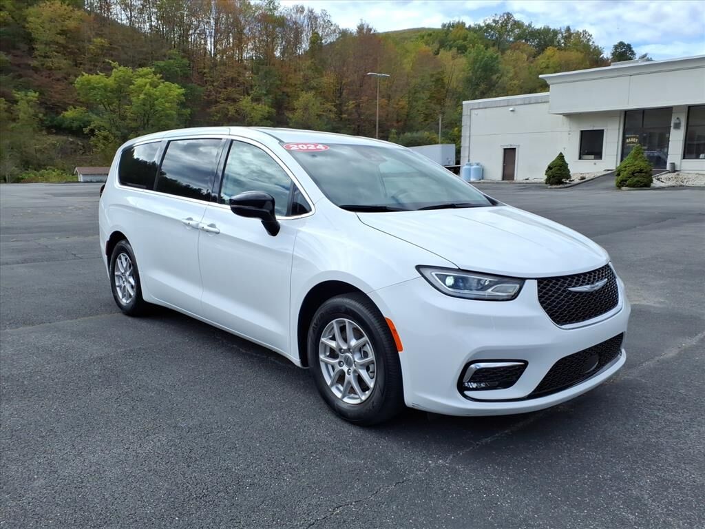 2024 CHRYSLER Pacifica