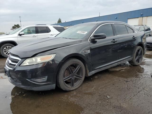 Ford Taurus