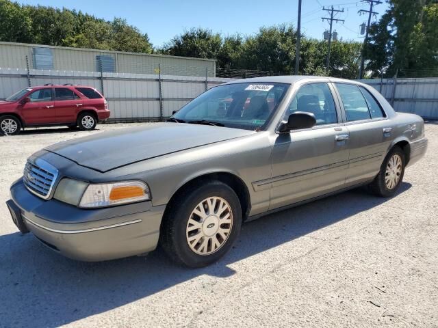 Ford Crown Victoria