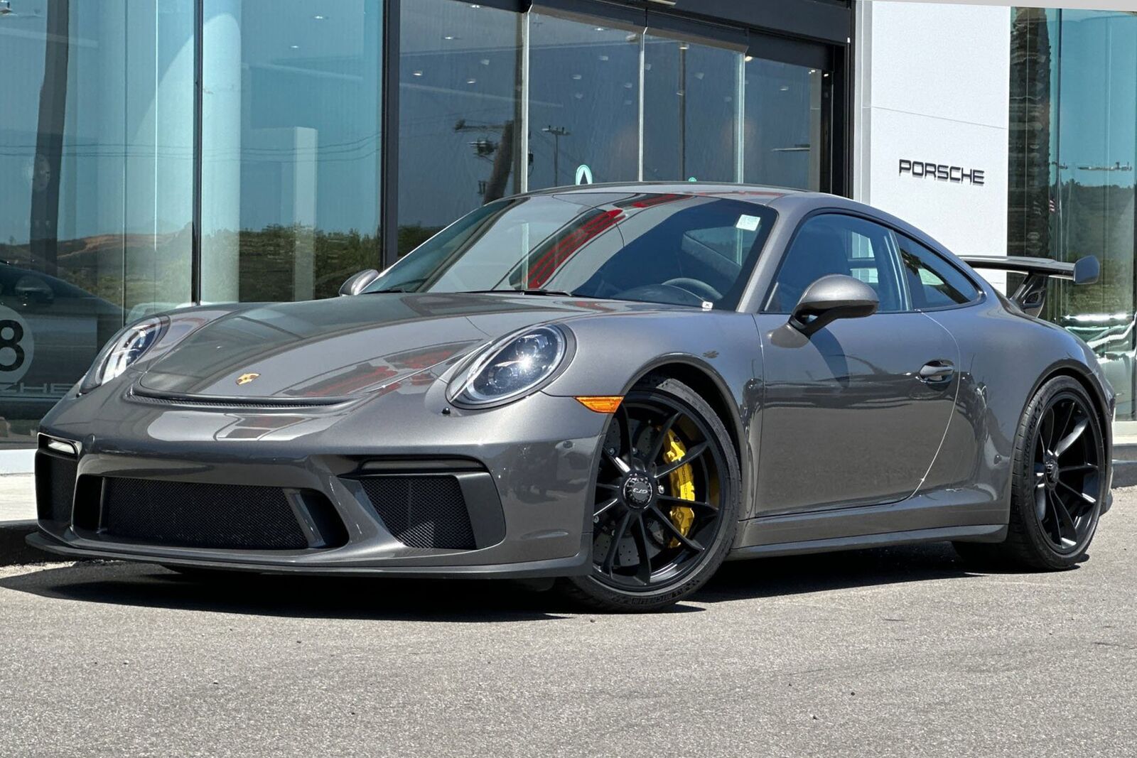 2018 PORSCHE 911