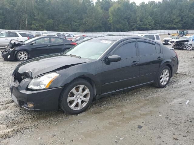 Nissan Maxima