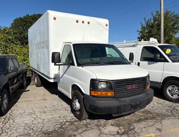 GMC Savana