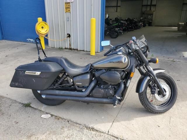 Honda VT750 (Shadow Phantom)