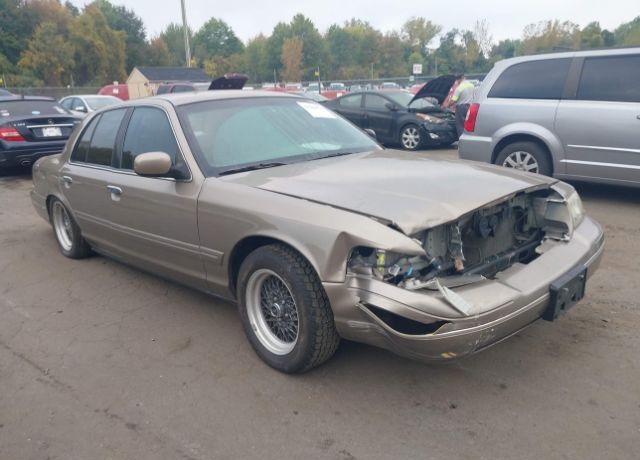 Ford Crown Victoria