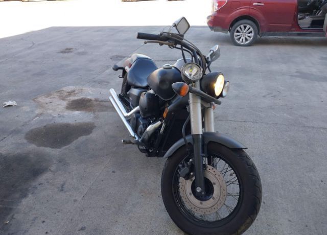Honda VT750 (Shadow Phantom)