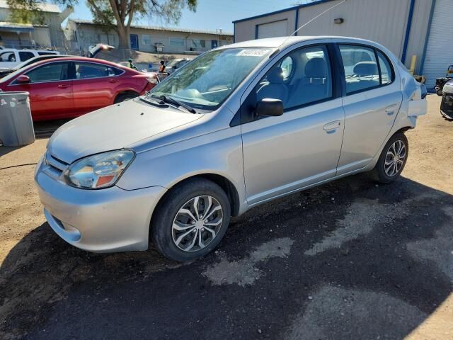 Toyota Echo