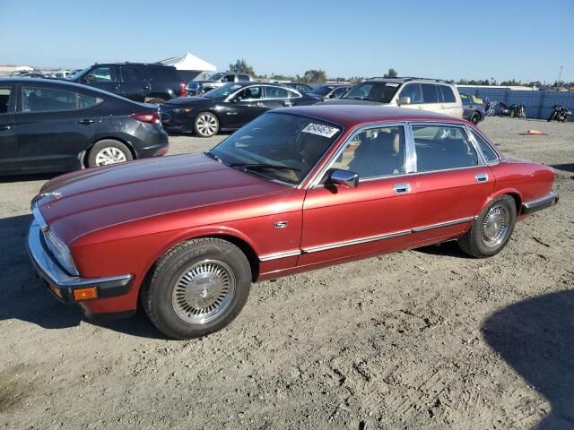 Jaguar XJ6