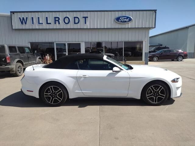 2020 FORD Mustang