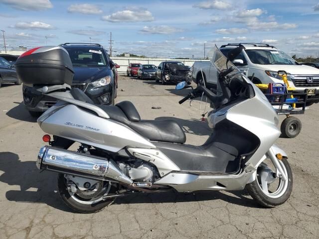 Honda FSC600 (Silver Wing)